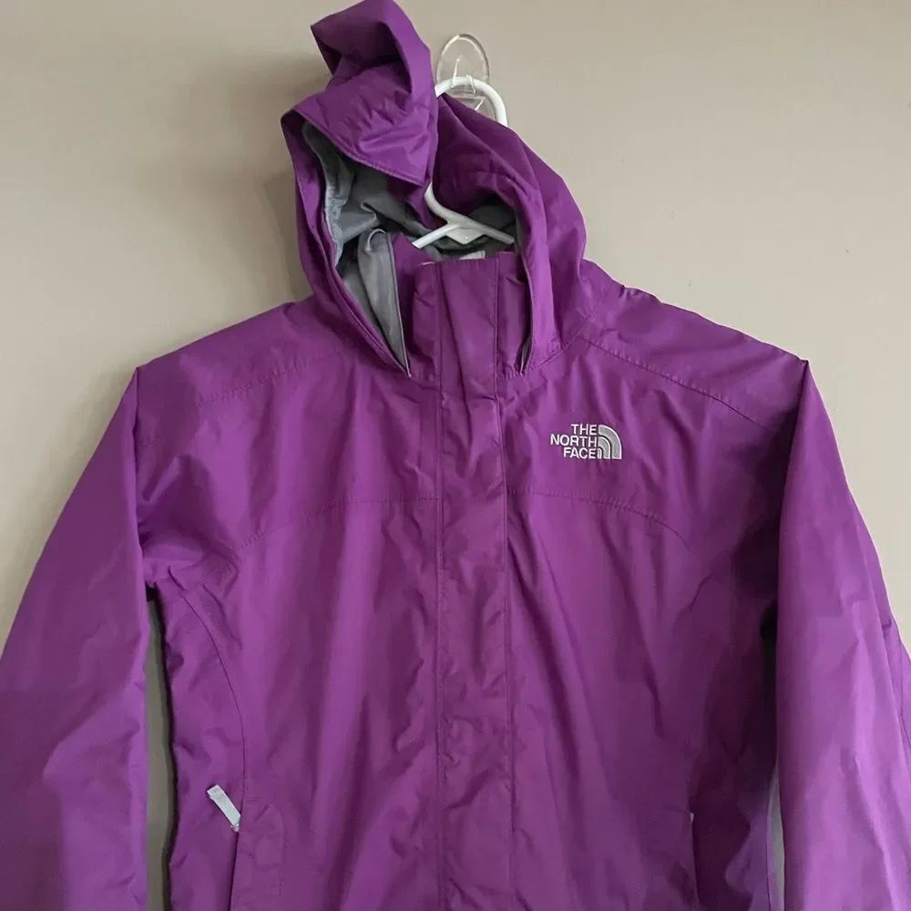 North Face Jacket - Picture 2 of 8